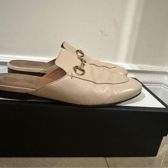 Gucci Princetown Slides - Picture 4 of 7